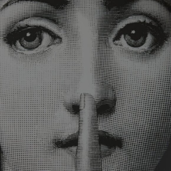 ✨Fornasetti Style Gold Bag Charm Purse Keychain Italian Art Face Motif Y2K Art - Picture 2 of 8